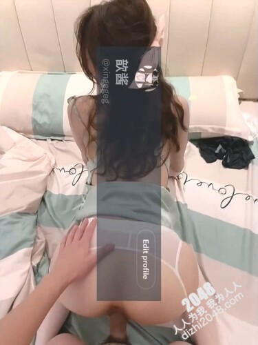 [MP4/1.2G]極品翹臀顏值女神｜歆醬｜隨歌艷舞剛塞乳夾道具自慰穿白絲旗袍站立一字馬迎屌入穴無套抽插等 720p