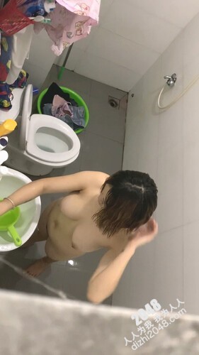 [MP4/42.0G]新春特輯：趴窗偷窺廠妹洗澡大奶學生妹更衣護膚環肥燕瘦應接不暇 商超多角度盜錄白皙嫩妹試穿各類貼身衣物等 82V