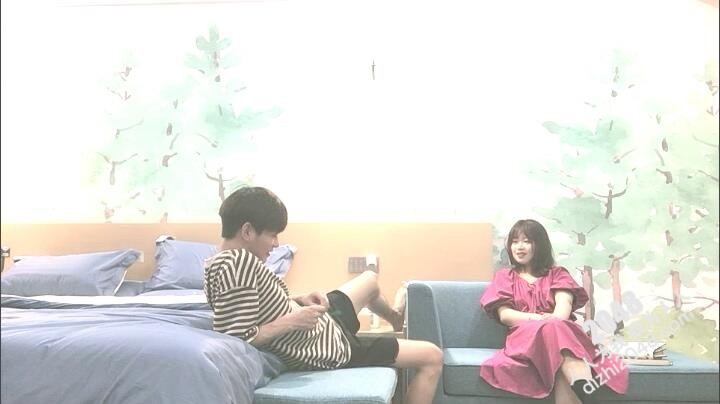 [MP4/1.5G]【91约妹达人】21.06.14 偷拍 真实网聊 约炮嫩良家 酒店开房 两个妹子连续操
