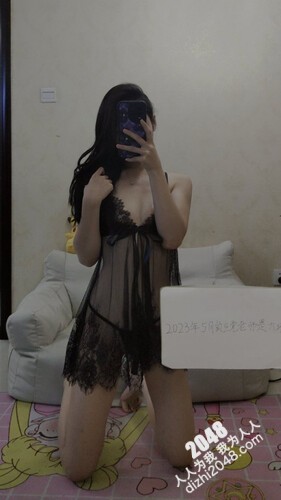 [MP4/1.8G]推特空姐尤物｜月野兔mmy｜露出野戰兔女郎裝勾引外賣小夥打炮與金主酒店廝混黑絲足交3P前後夾擊暴肏雙洞等 720p
