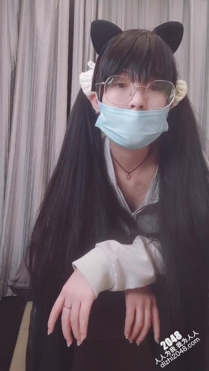 [MP4/ 1.03G] 你的专属小女友，双马尾超级嫩小萝莉，美臀长腿拔掉裤子一顿捏