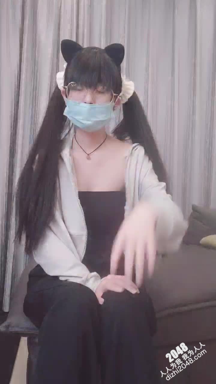 [MP4/ 1.03G] 你的专属小女友，双马尾超级嫩小萝莉，美臀长腿拔掉裤子一顿捏