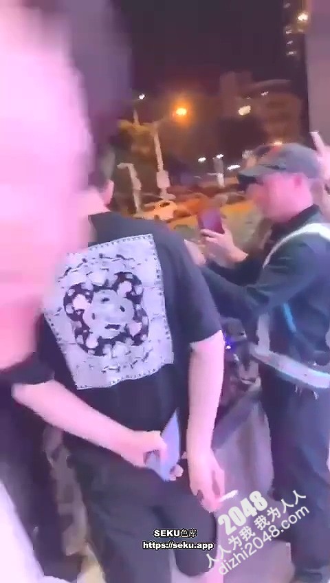 独家爆料 - 厦门路虎门！女车主醉酒叫代驾激战 2 小时事件 完整视频流出