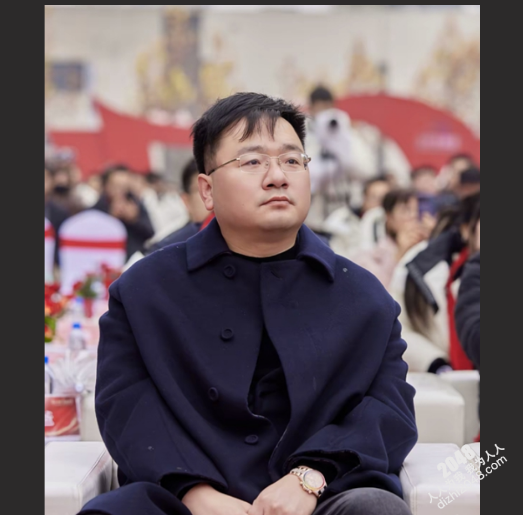 三只羊大瓜震惊全网 老板卢文庆酒后豪言 草过卓仕琳 七老板给他舔屌吞精 想草谁就草谁