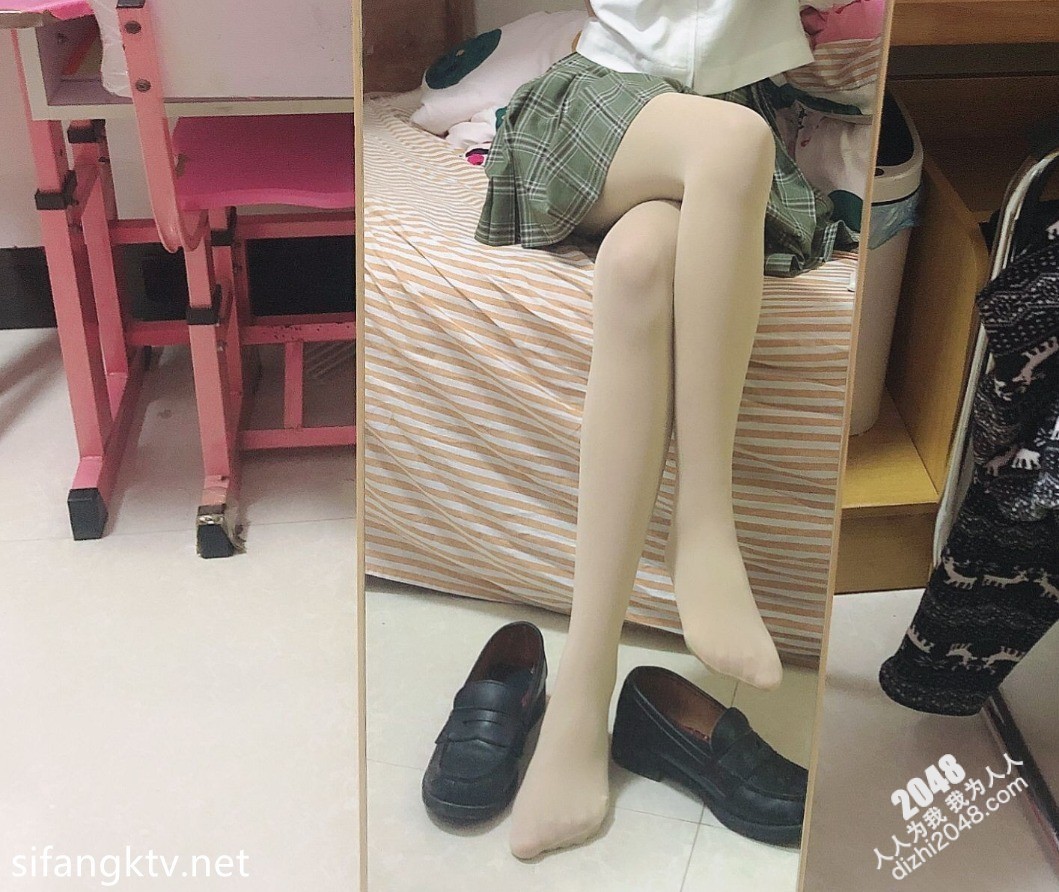 【精品泄密】大连海事学院张帆等7位美女自拍外泄49P+29V