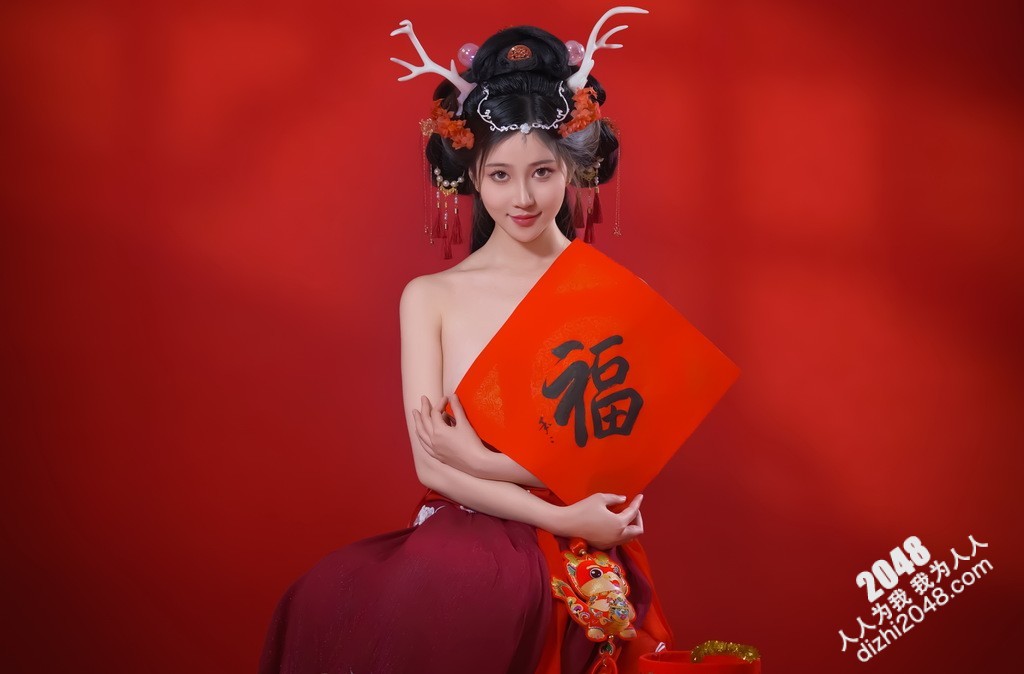 年年 新年好 看的我想被她榨干[64P/111M]
